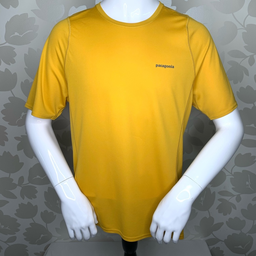 Patagonia | Men’s Wicking Athletic Shirt